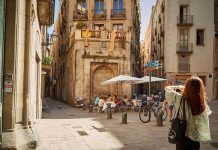 Chi phí du lịch Tây Ban Nha tự túc như thế nào mới hợp lý?